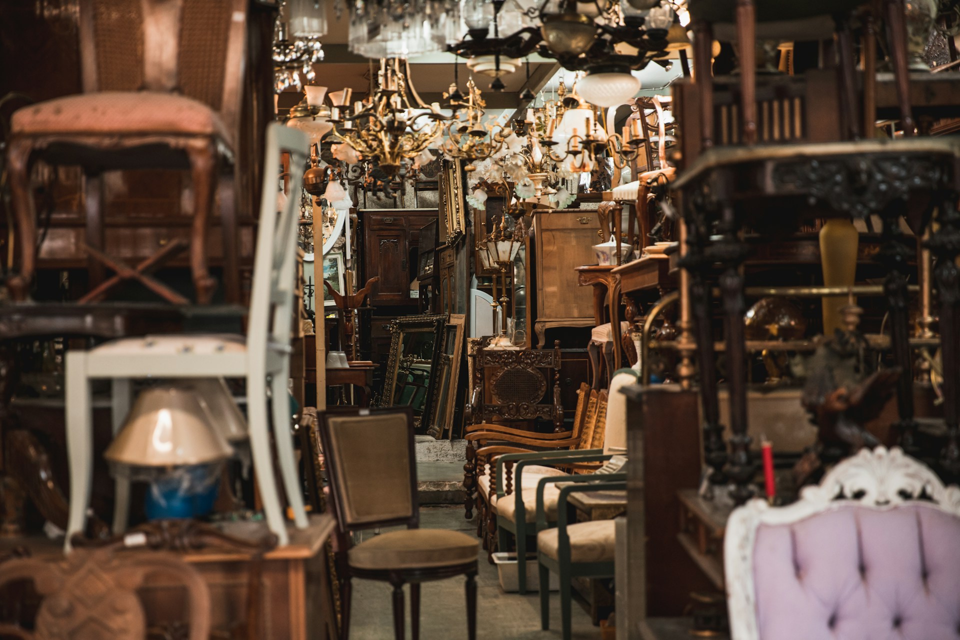 antique mall owner